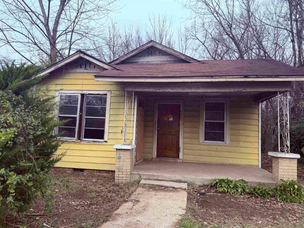 2396 HUBBARD AVE, Memphis, TN 38108