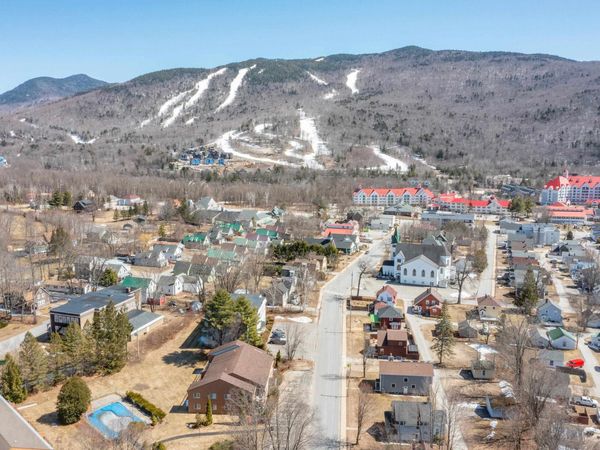 44 Church Street, Unit 1, Lincoln, NH 03251