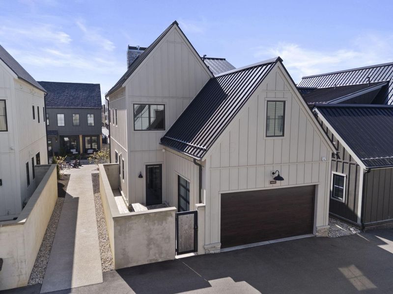 2899 Katmai Drive, Unit A, Columbus, OH 43228 Photo 31