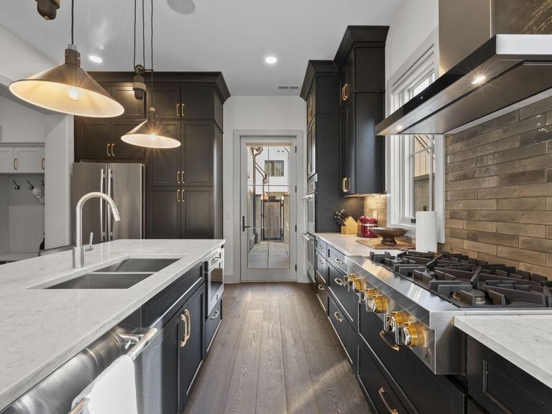 2899 Katmai Drive, Unit A, Columbus, OH 43228 Photo 8