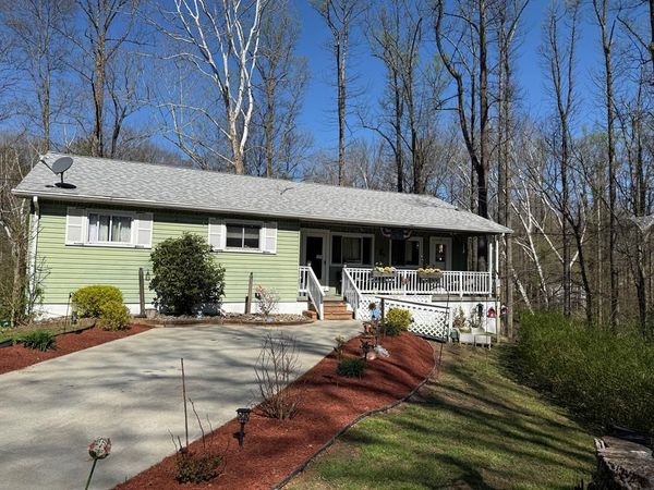 125 Peach Lane, New Martinsville, WV 26155