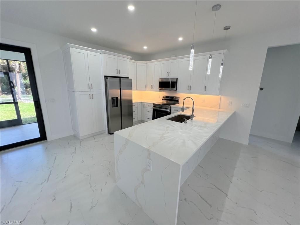 2657 2nd Ave Se, Naples, FL 34117 Photo