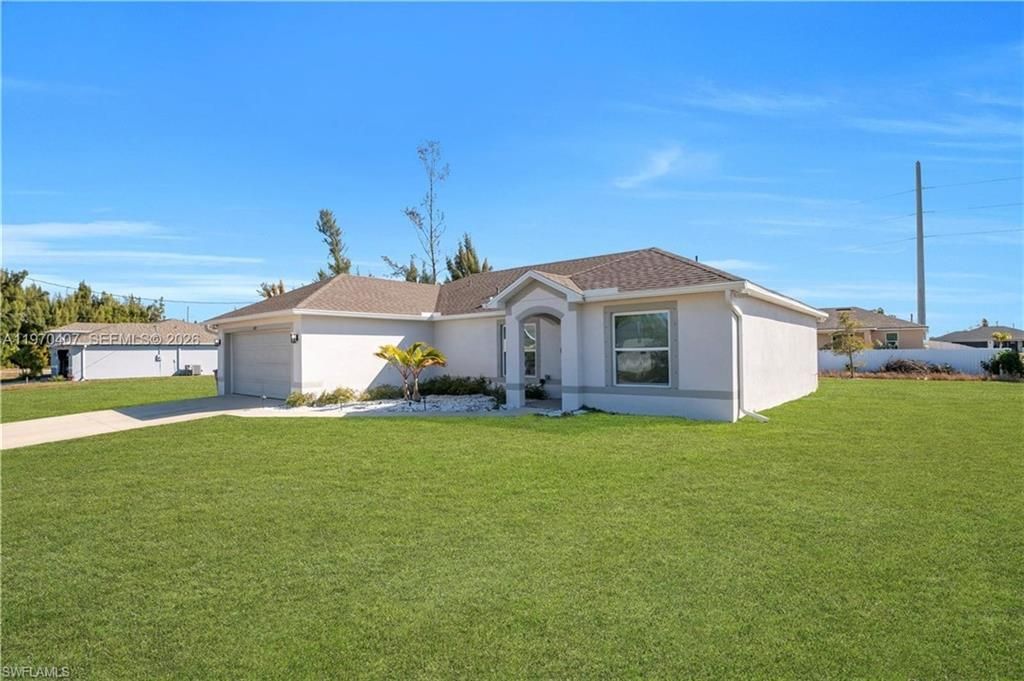 1105 NW 24th Pl , Cape Coral, FL 33993 Photo
