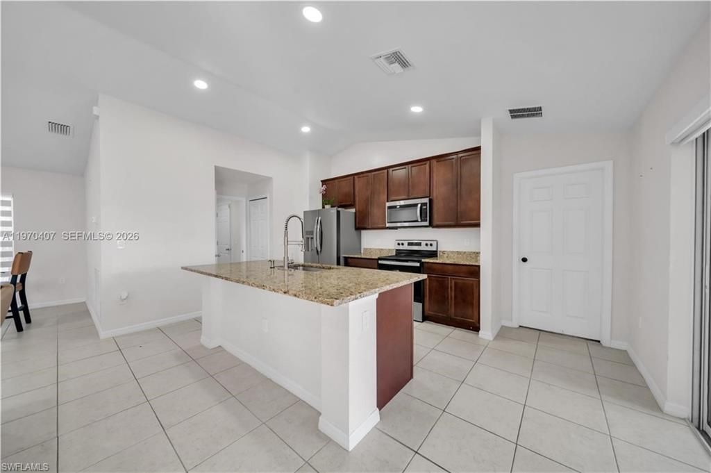 1105 NW 24th Pl , Cape Coral, FL 33993 Photo