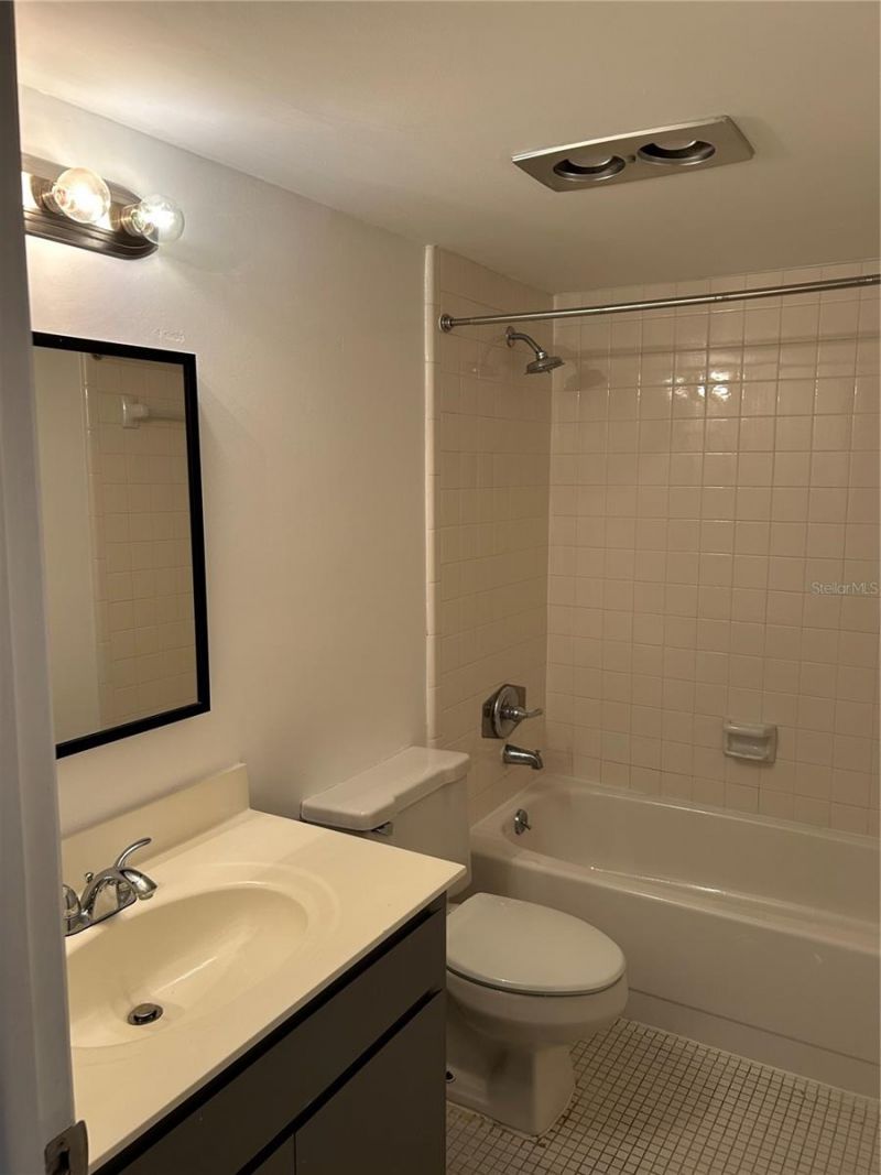 958 E Michigan Street , Unit B, Orlando, FL 32806 Photo