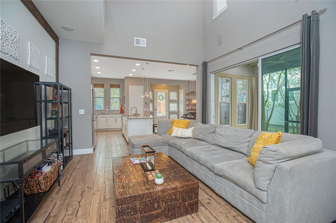 8115 Upper Perse Circle , Orlando, FL 32827 Photo