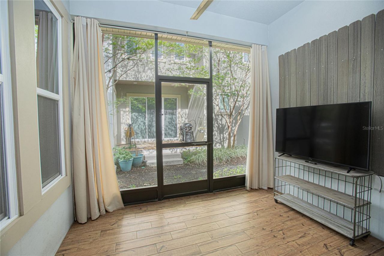 8115 Upper Perse Circle , Orlando, FL 32827 Photo