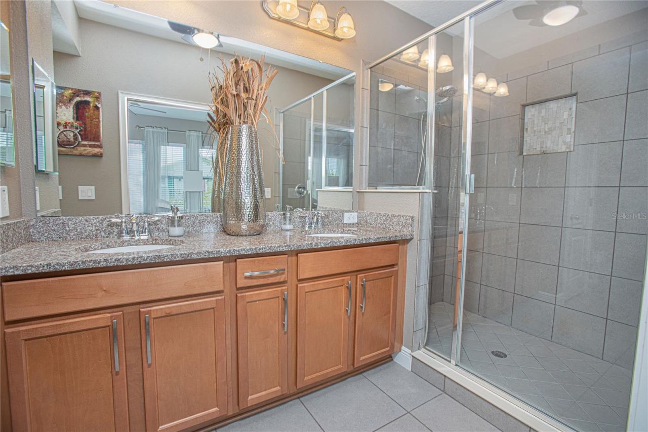 8115 Upper Perse Circle , Orlando, FL 32827 Photo