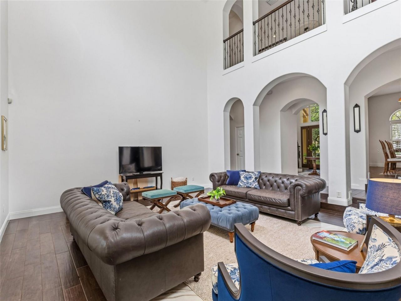 6121 Avocetridge Drive, Lithia, FL 33547 Photo