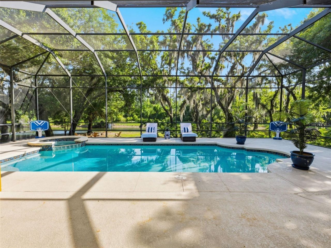 6121 Avocetridge Drive, Lithia, FL 33547 Photo