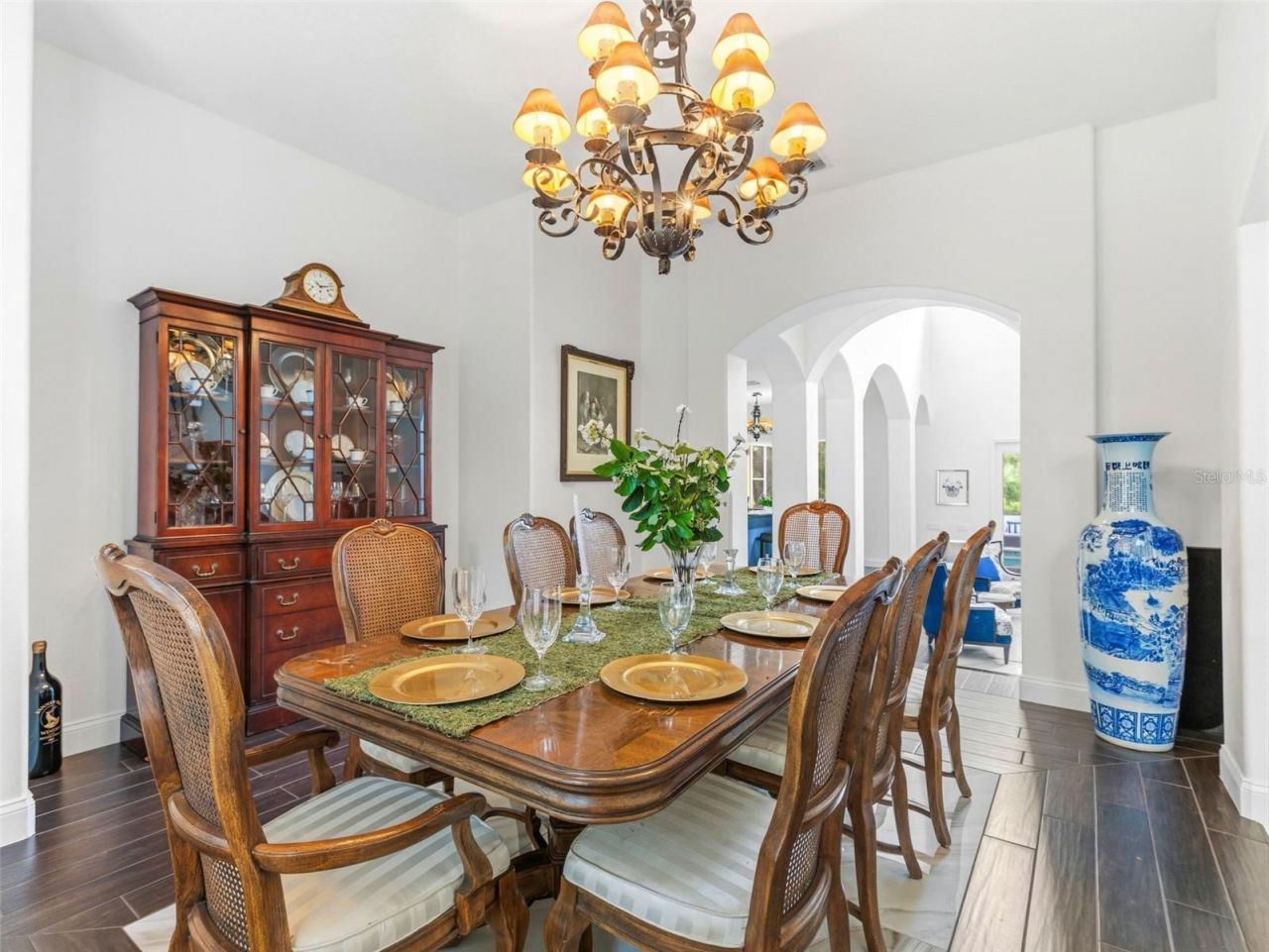 6121 Avocetridge Drive, Lithia, FL 33547 Photo