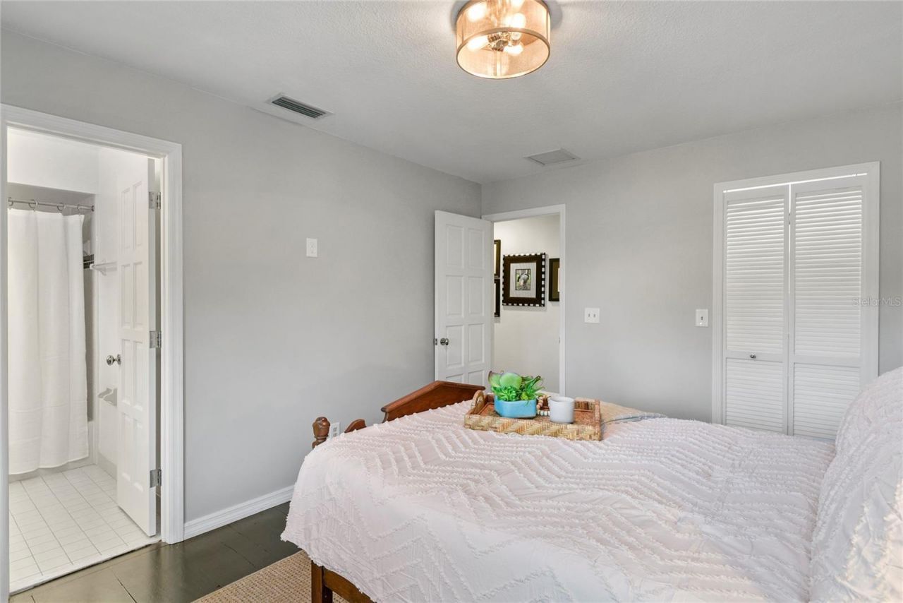 543 E Lake Sue Avenue , Winter Park, FL 32789 Photo