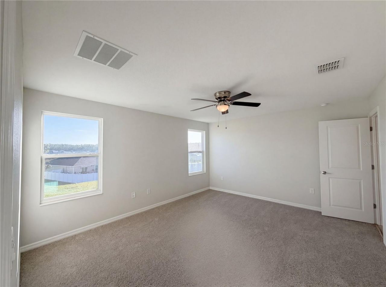 5108 Tanzanite Drive , Mount Dora, FL 32757 Photo