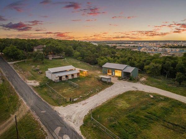 330 County Road 166, Georgetown, TX 78626