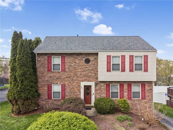 440 Shelbourne Dr, Plum, PA 15239