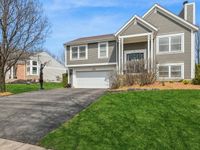 224 Penny Lane, Grayslake, IL 60030 primary photo