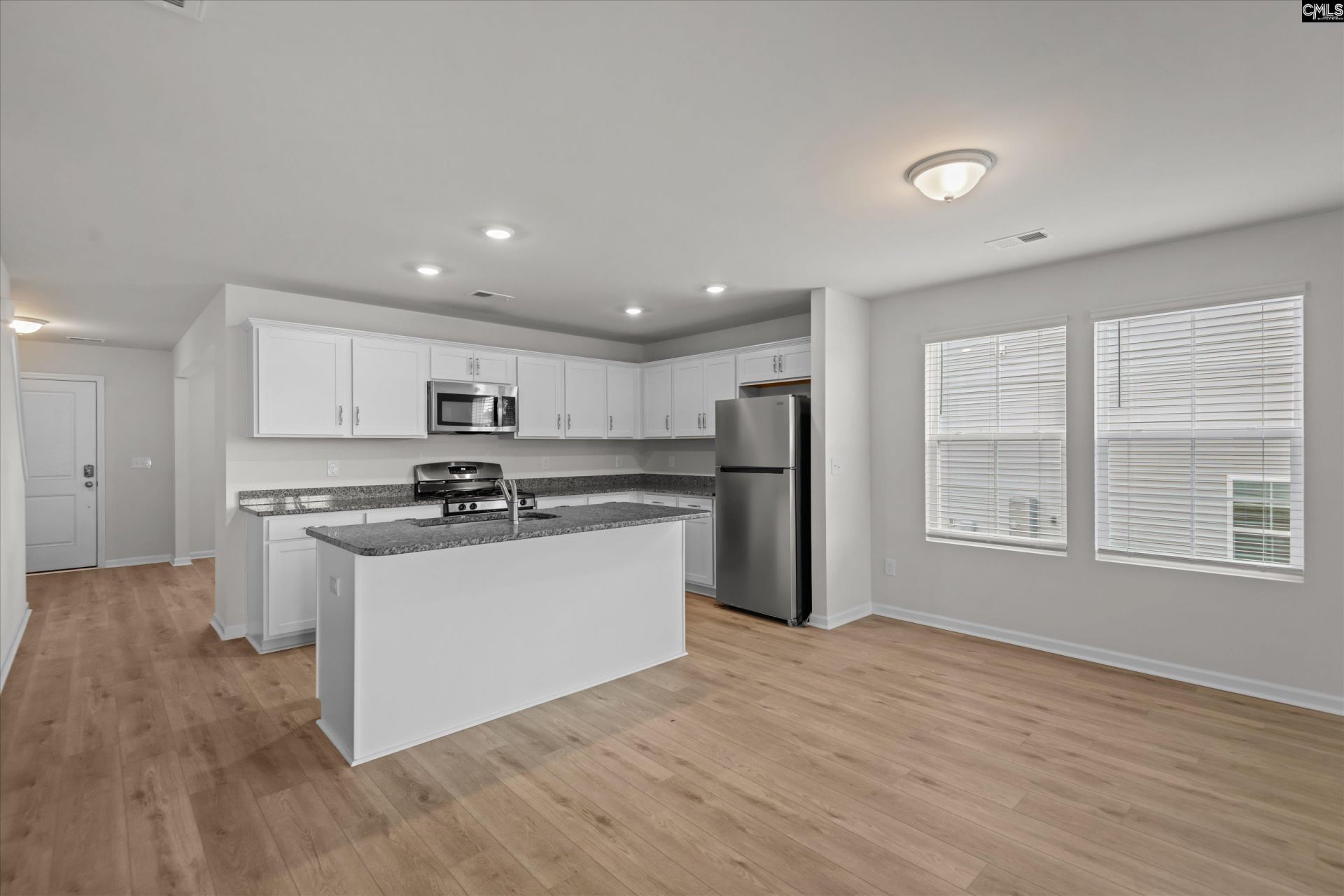 362 Aldergate Drive Photo 10
