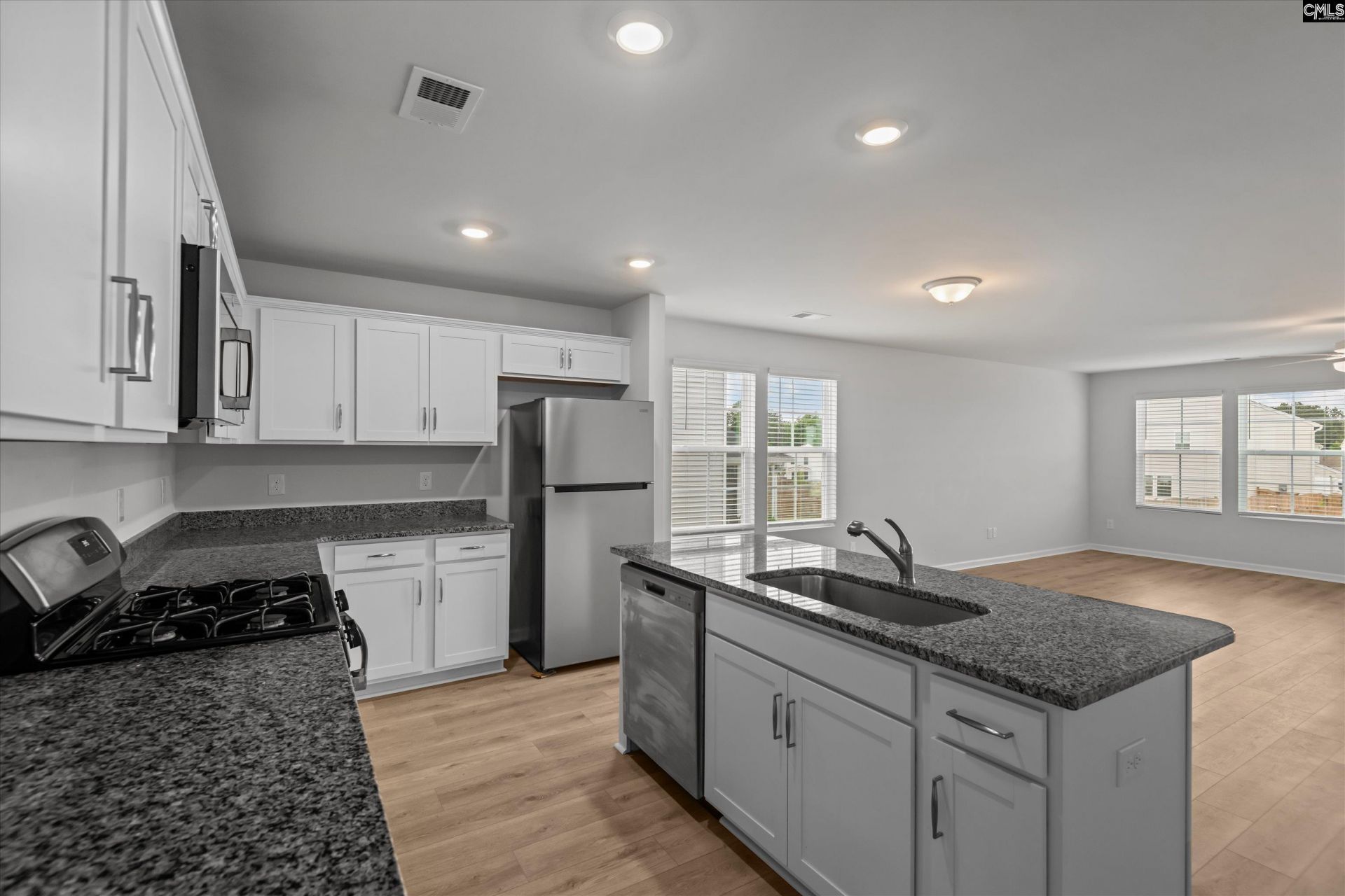 362 Aldergate Drive Photo 12