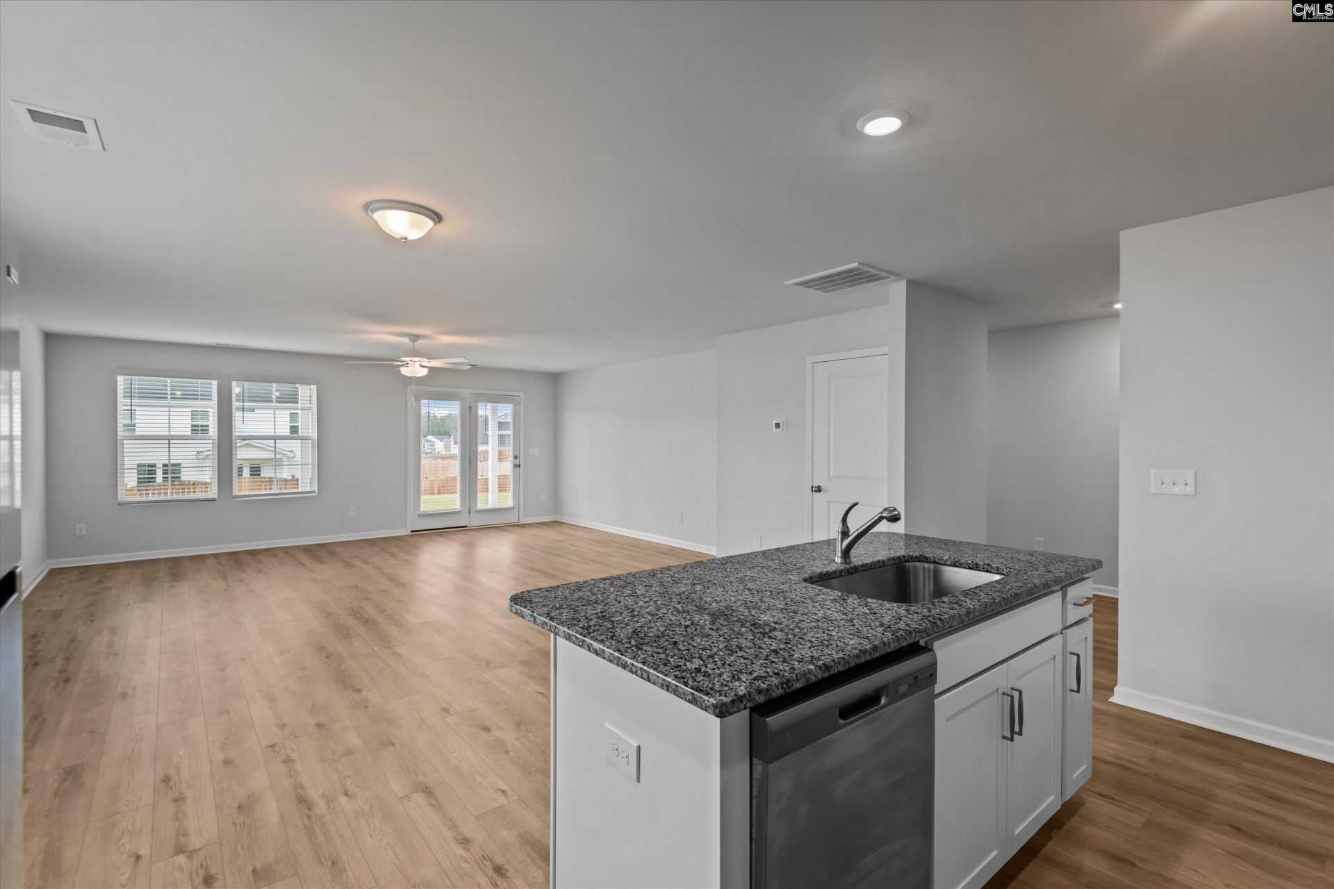362 Aldergate Drive Photo 13