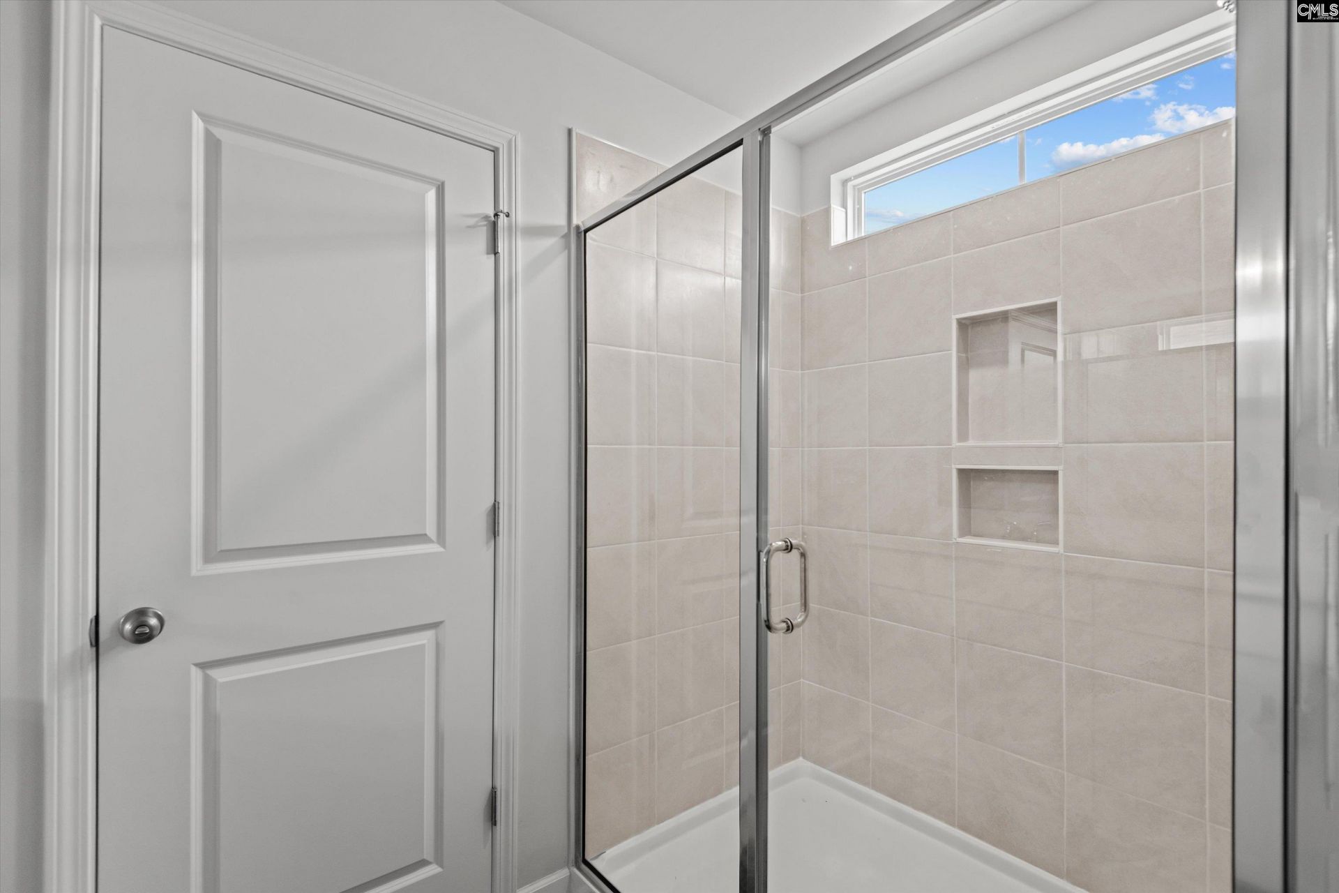 362 Aldergate Drive Photo 18