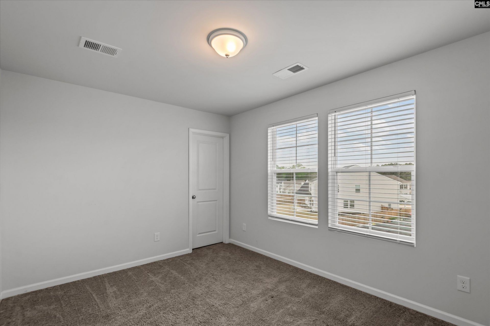 362 Aldergate Drive Photo 28