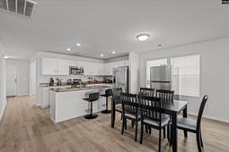 362 Aldergate Drive photo 4