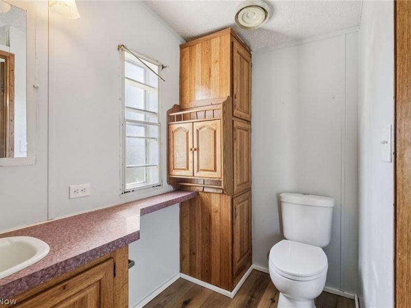 6800 Lake Road W, Unit 21, Geneva, OH 44041 Photo 12