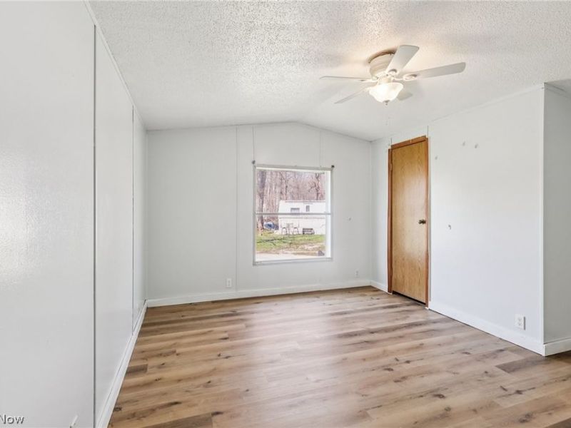 6800 Lake Road W, Unit 21, Geneva, OH 44041 Photo 16