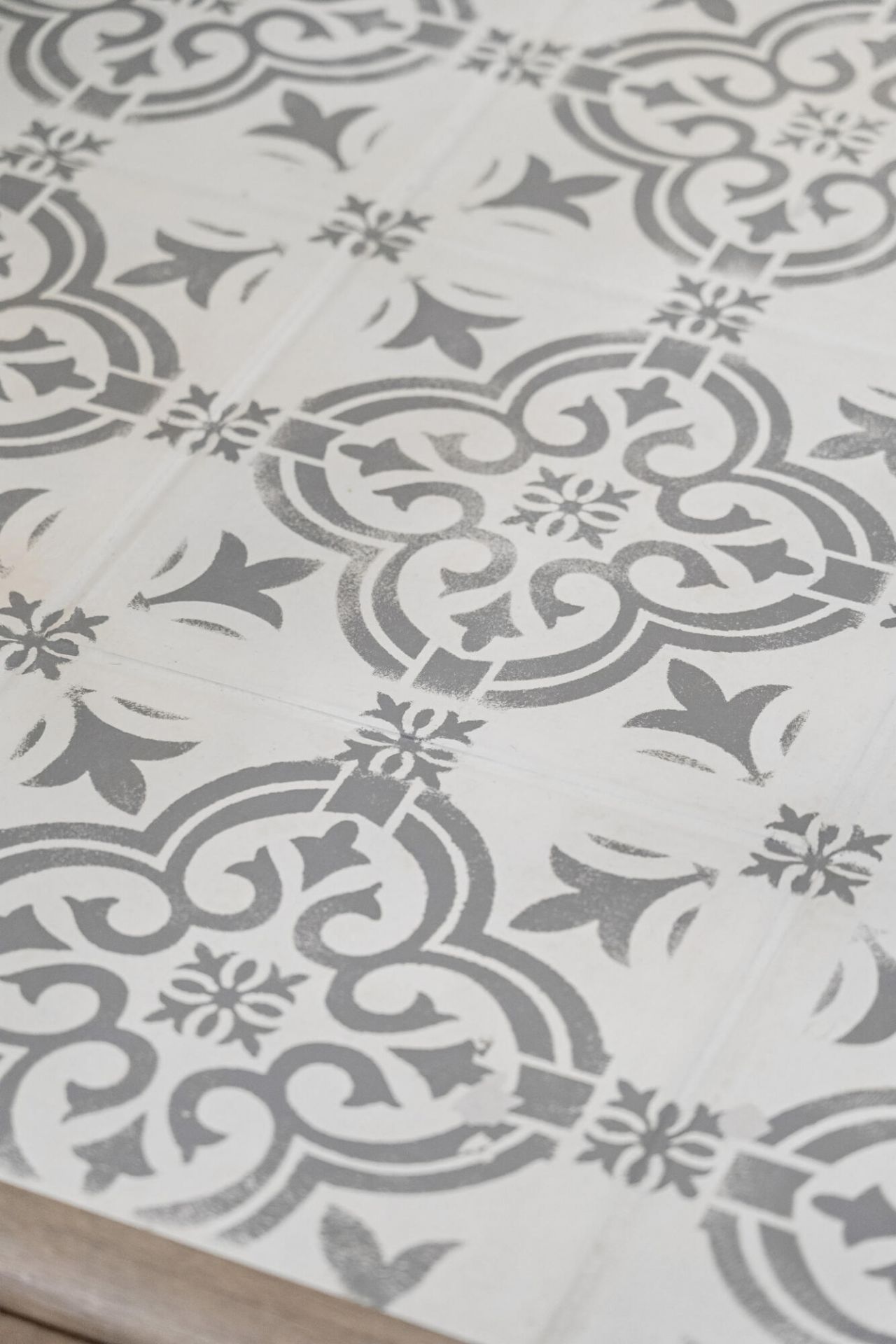 408 Saint Charles Court Photo 14