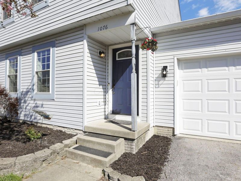 1076 Rendezvous Lane, Columbus, OH 43207 Photo 3