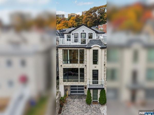 26 Hudson Terrace, EDGEWATER, NJ 07020