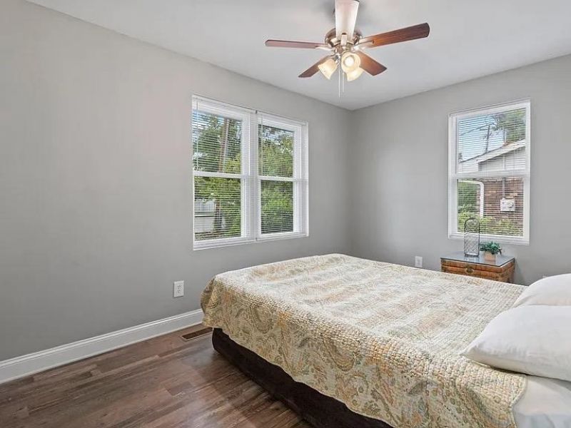 1008 Dunbar St. Photo 10