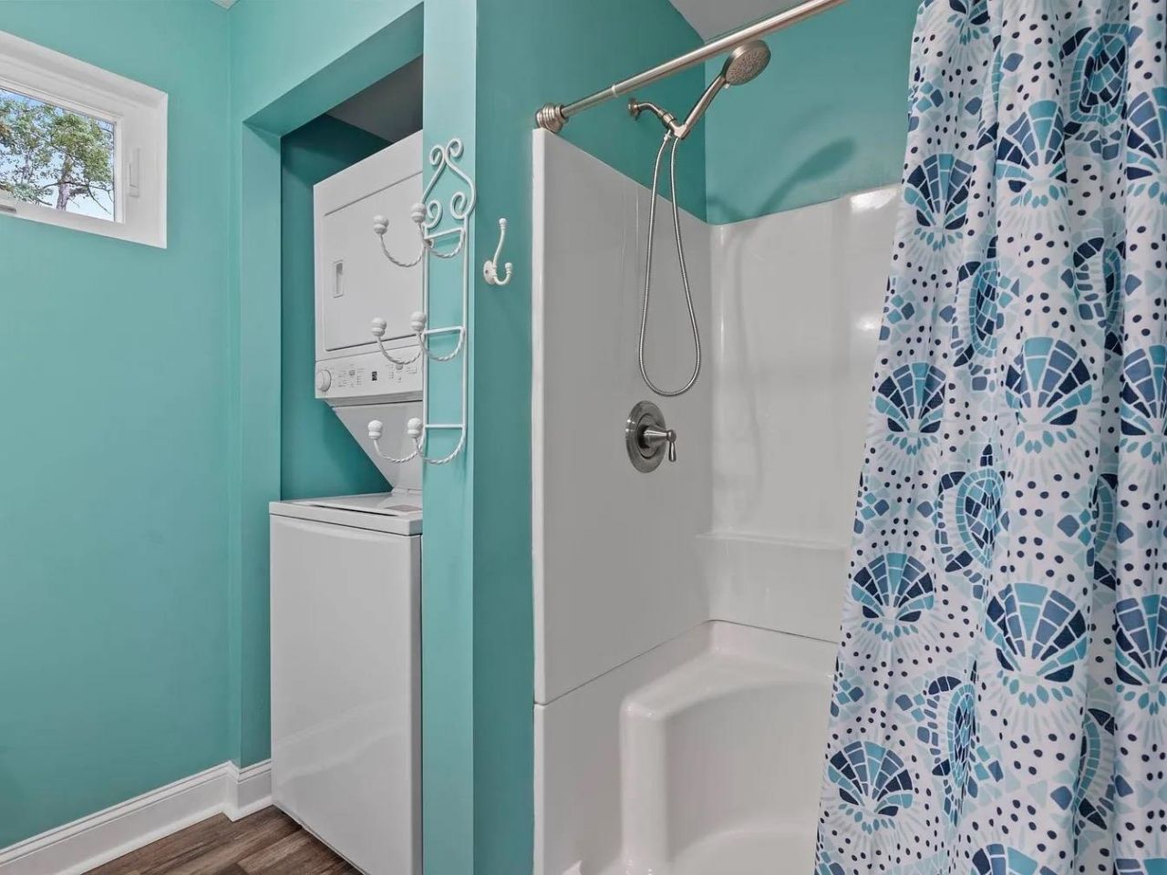 1008 Dunbar St. Photo 7