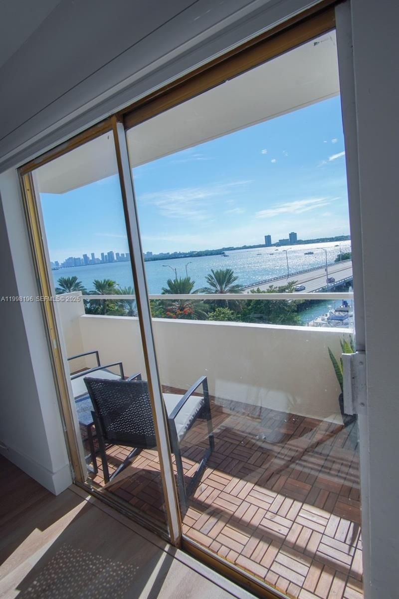 7904 West Dr, Unit 501, North Bay Village, FL 33141 Photo