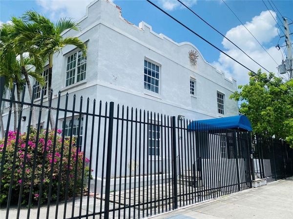 577 NE 62nd St , Unit 8, Miami, FL 33138