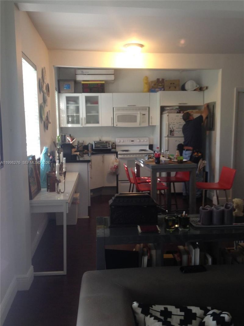 577 NE 62nd St , Unit 8, Miami, FL 33138 Photo