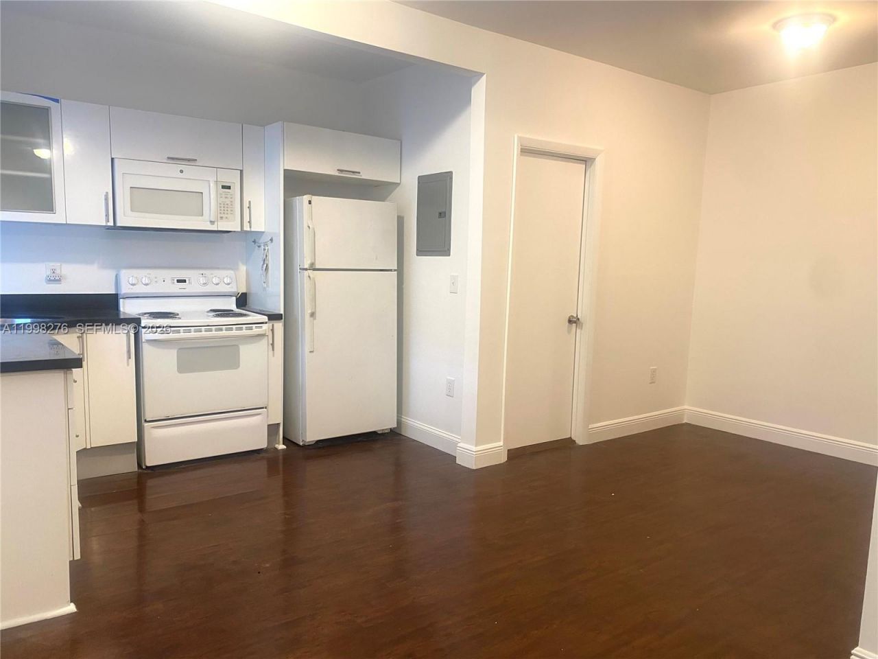 577 NE 62nd St , Unit 8, Miami, FL 33138 Photo