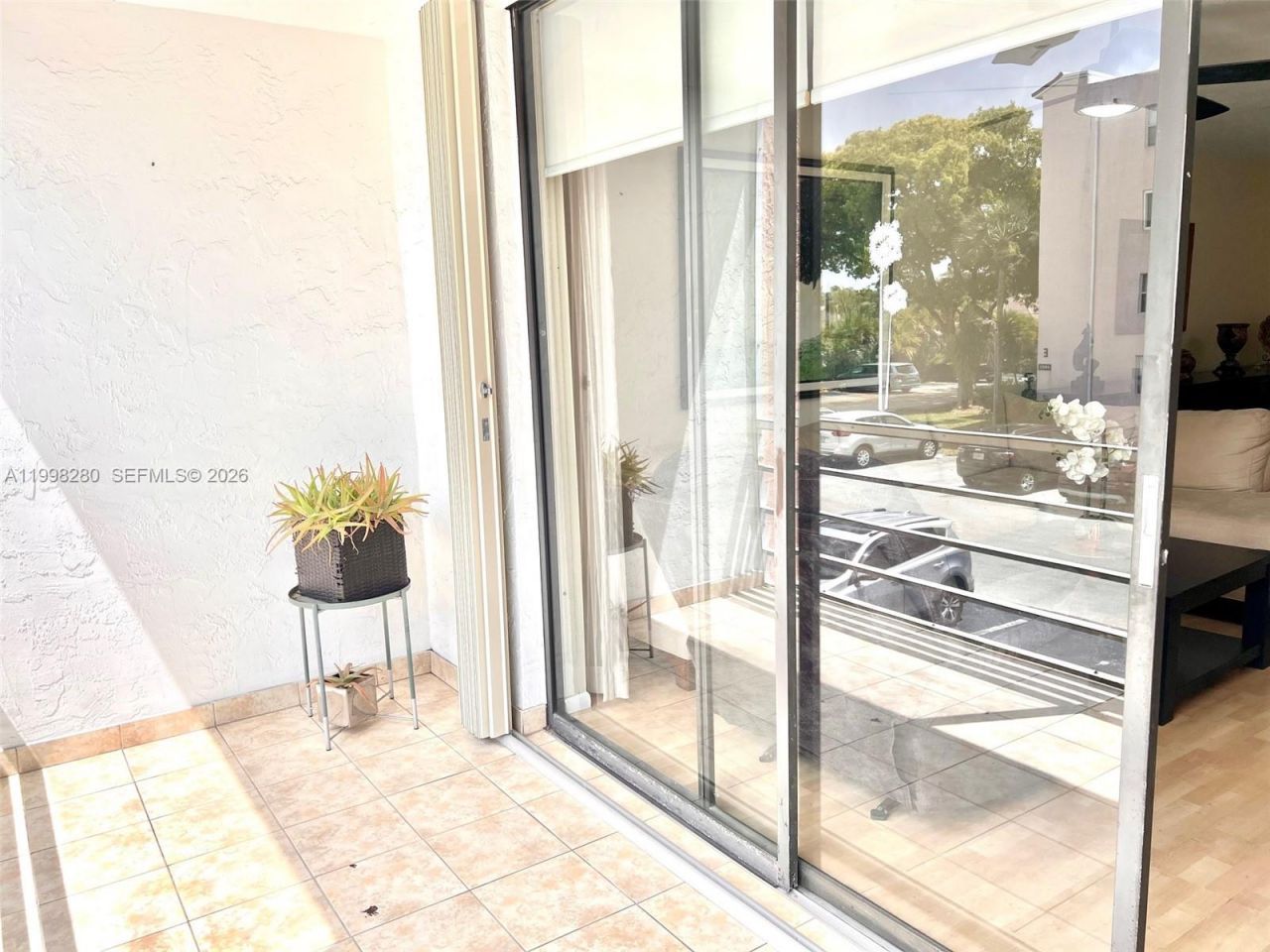 2841 Somerset Dr, Unit 215, Lauderdale Lakes, FL 33311 Photo