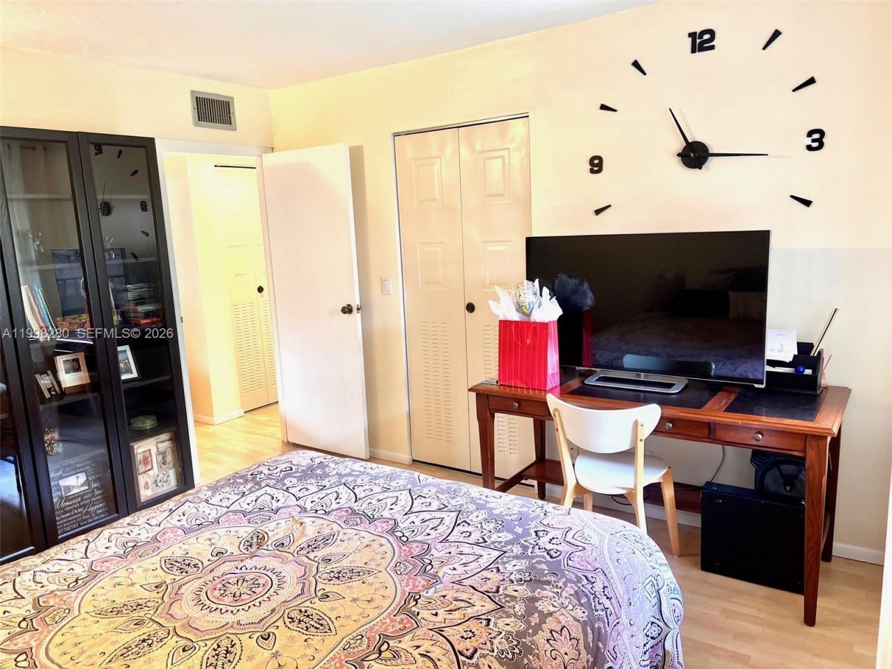 2841 Somerset Dr, Unit 215, Lauderdale Lakes, FL 33311 Photo