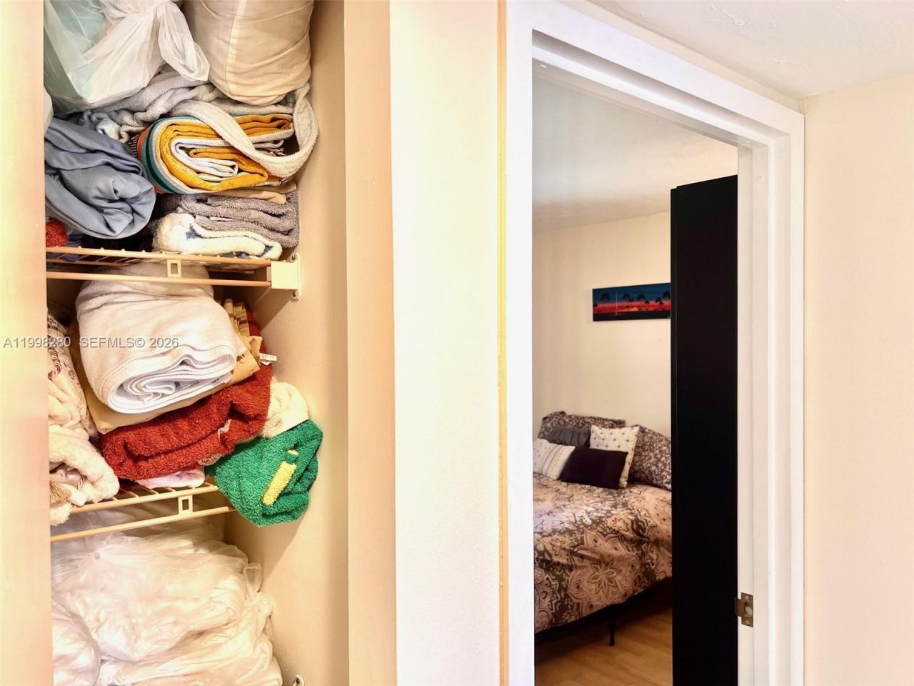 2841 Somerset Dr, Unit 215, Lauderdale Lakes, FL 33311 Photo