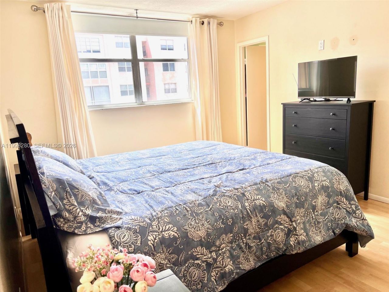 2841 Somerset Dr, Unit 215, Lauderdale Lakes, FL 33311 Photo