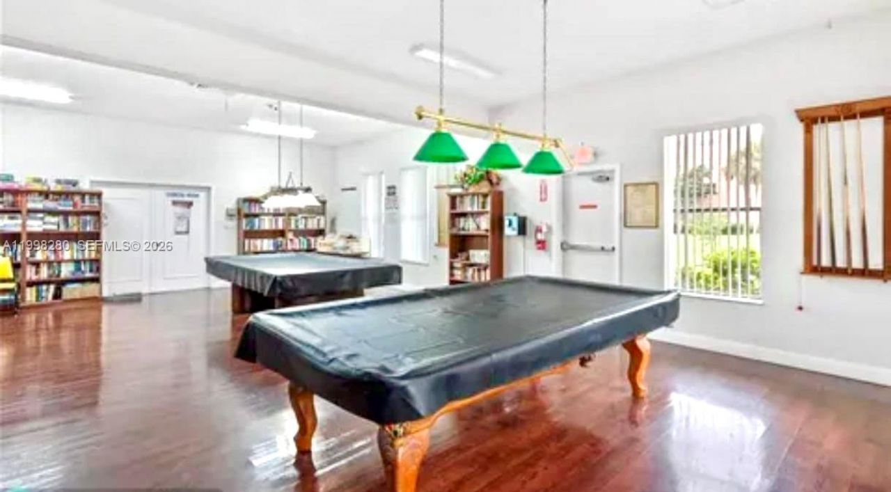 2841 Somerset Dr, Unit 215, Lauderdale Lakes, FL 33311 Photo