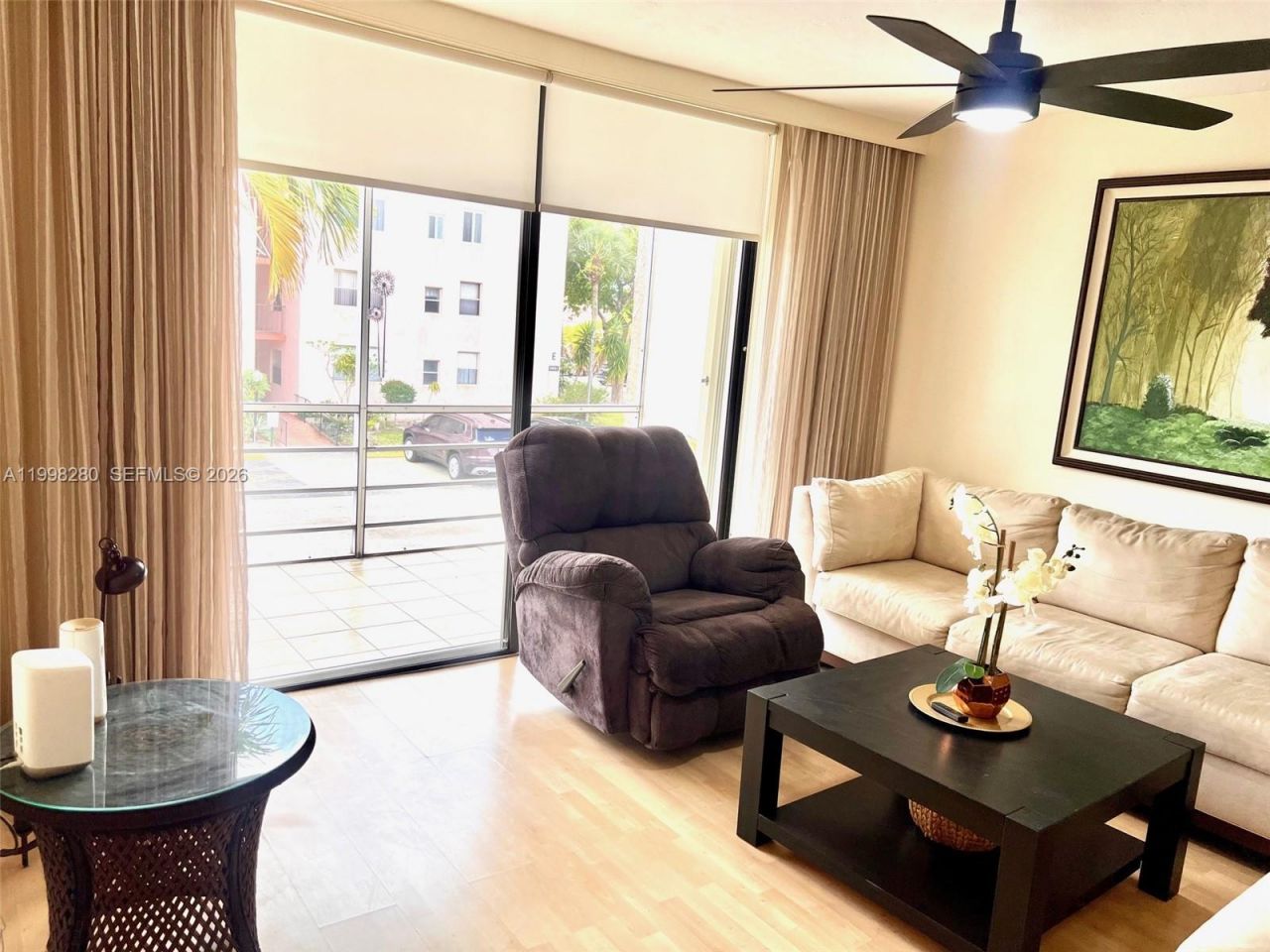 2841 Somerset Dr, Unit 215, Lauderdale Lakes, FL 33311 Photo