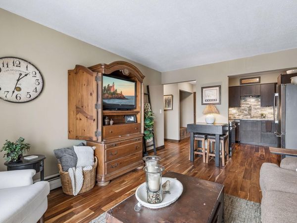 3155 Old Highway 8, Unit 306, Roseville, MN 55418