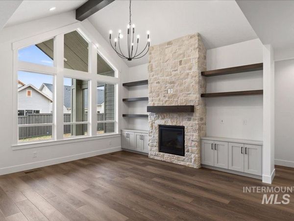 1063 E Crescendo St, Meridian, ID 83642