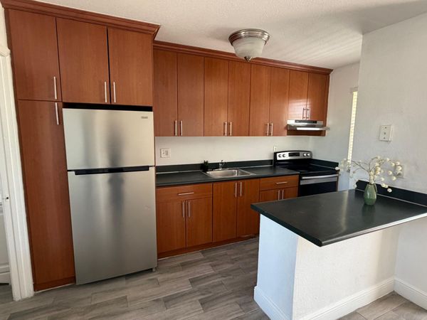 4071 N Dixie Highway, Unit 32, Oakland Park, FL 33334