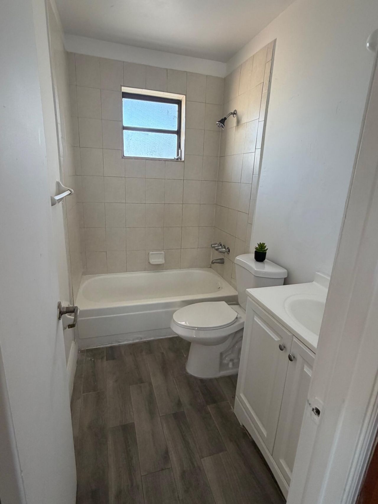 4071 N Dixie Highway, Unit 32, Oakland Park, FL 33334 Photo