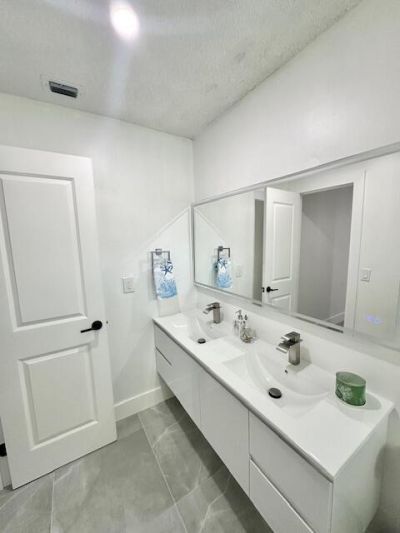 811 SW 18th Court, Boynton Beach, FL 33426 Photo