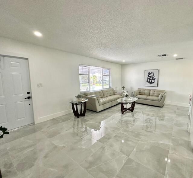 811 SW 18th Court, Boynton Beach, FL 33426 Photo