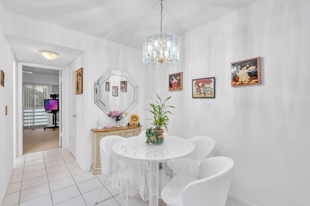 349 Camden O, West Palm Beach, FL 33417 Photo